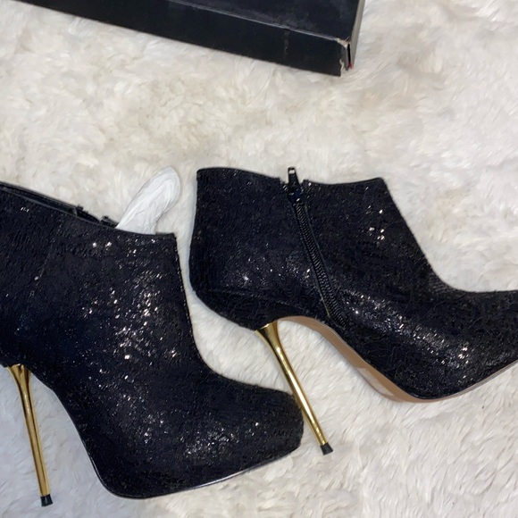 Black Lace Ankle Boots BRAND NEW - Picture 2 of 5